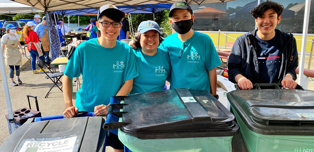 Café du Memphis fundraiser for Dorothy Day House Recycling Team Members 5-1-2021